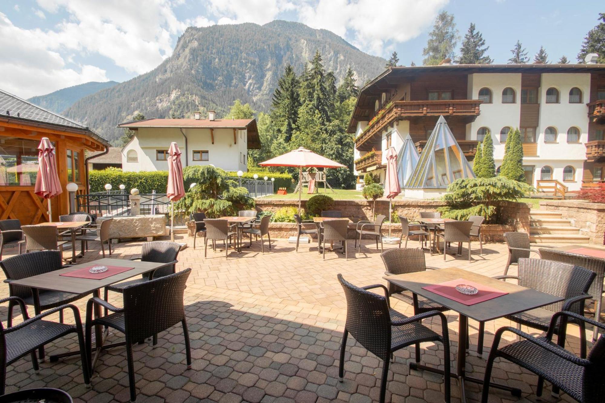 Hotel Aktivhotel Waldhof 4*