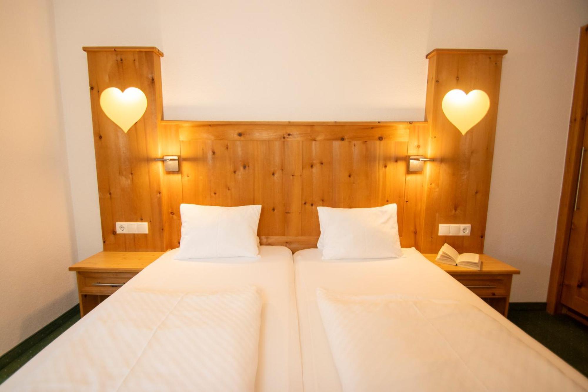 Aktivhotel Waldhof 4*